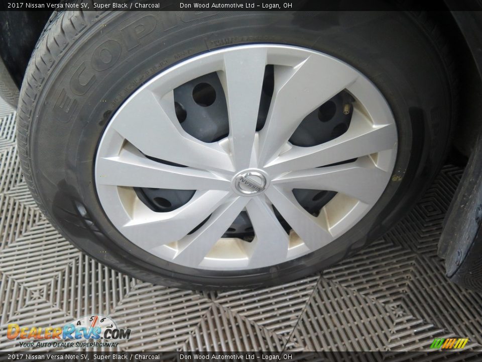 2017 Nissan Versa Note SV Super Black / Charcoal Photo #26