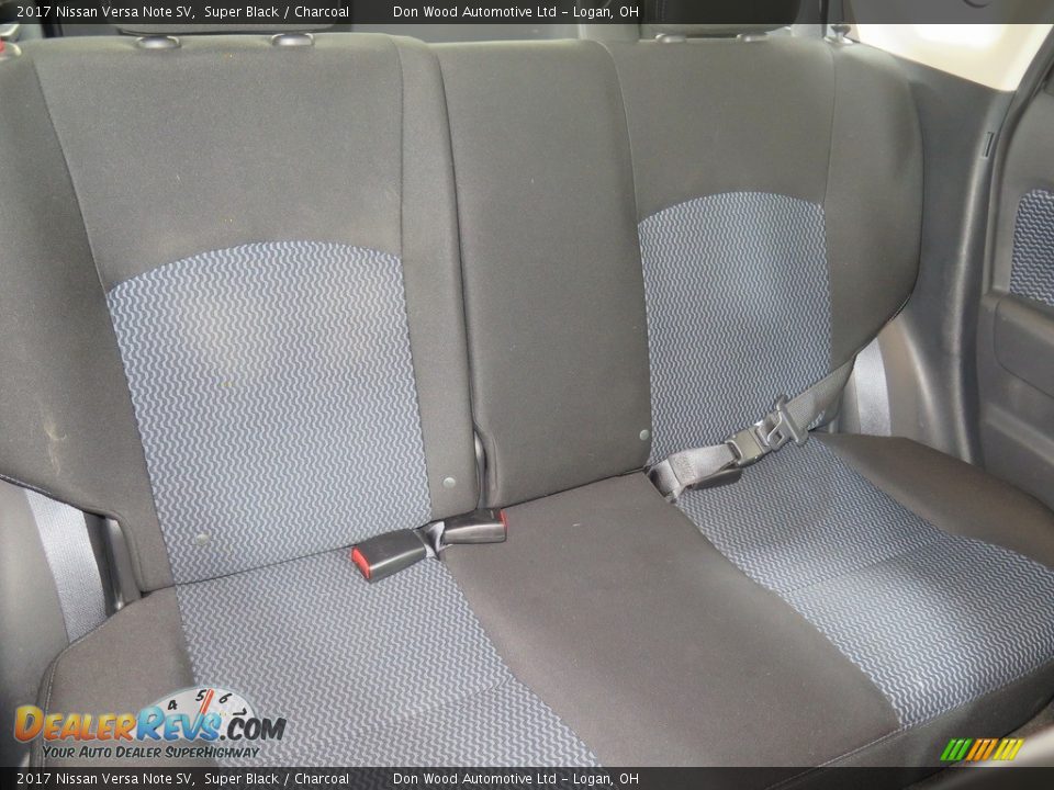 2017 Nissan Versa Note SV Super Black / Charcoal Photo #36