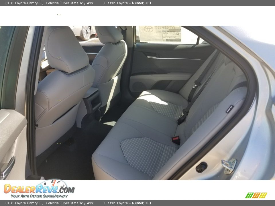 2018 Toyota Camry SE Celestial Silver Metallic / Ash Photo #4