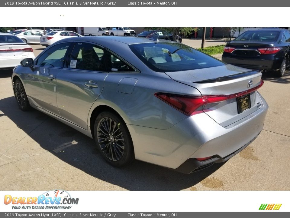 2019 Toyota Avalon Hybrid XSE Celestial Silver Metallic / Gray Photo #2