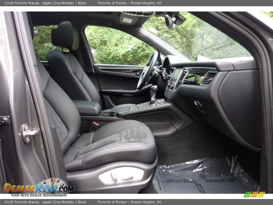 2018 Porsche Macan Agate Grey Metallic / Black Photo #18