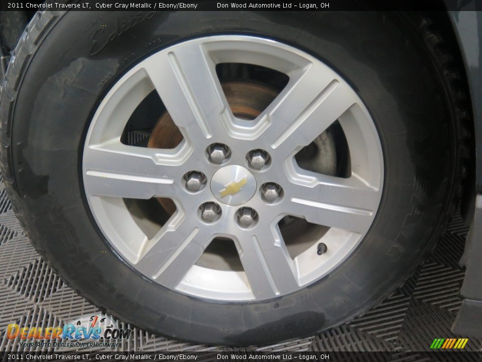 2011 Chevrolet Traverse LT Cyber Gray Metallic / Ebony/Ebony Photo #26