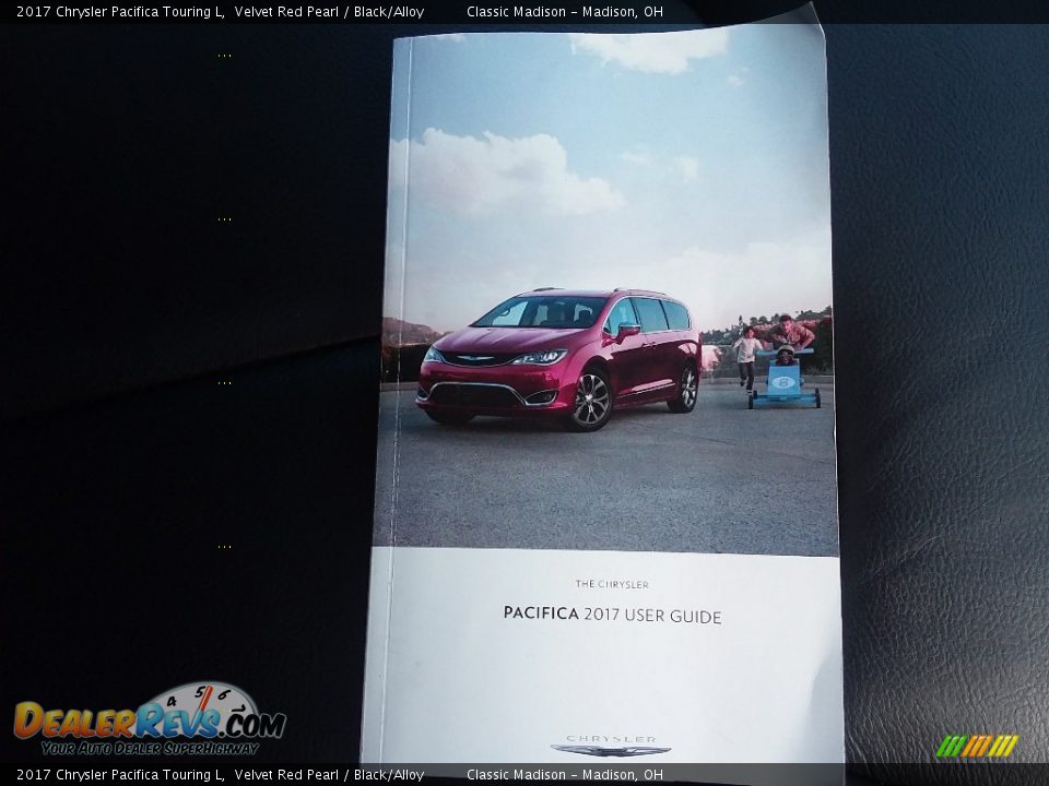 2017 Chrysler Pacifica Touring L Velvet Red Pearl / Black/Alloy Photo #11