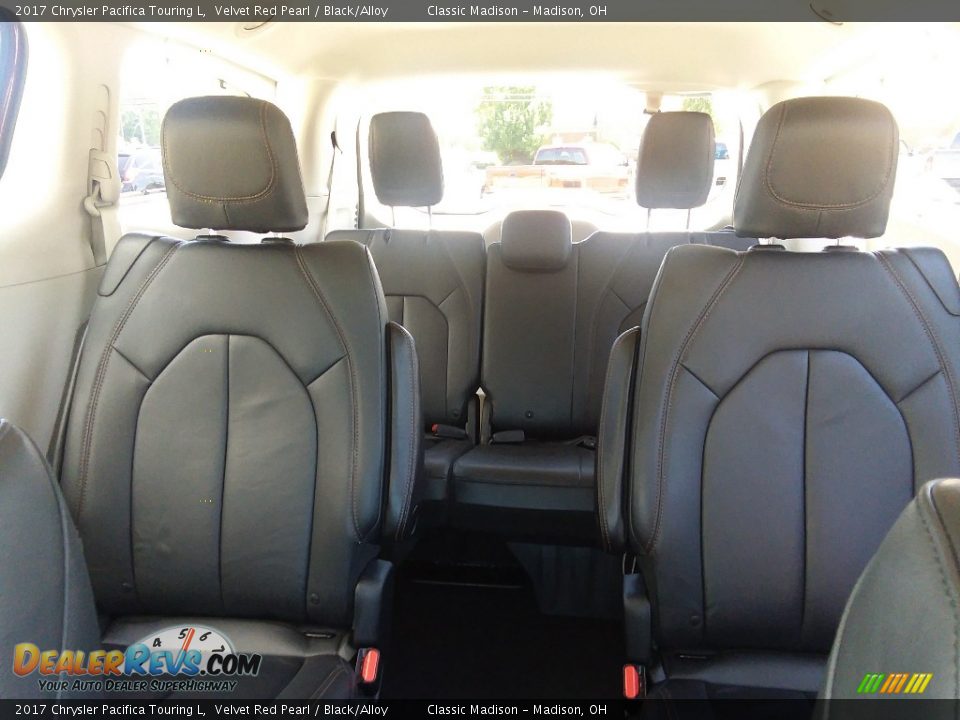 2017 Chrysler Pacifica Touring L Velvet Red Pearl / Black/Alloy Photo #20