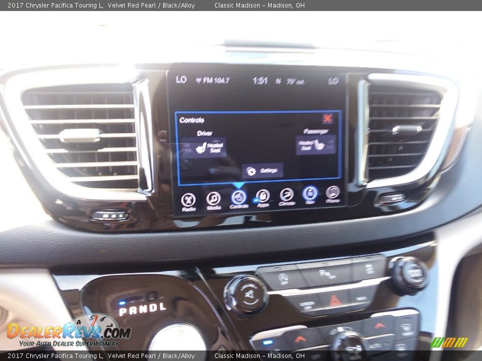 2017 Chrysler Pacifica Touring L Velvet Red Pearl / Black/Alloy Photo #22