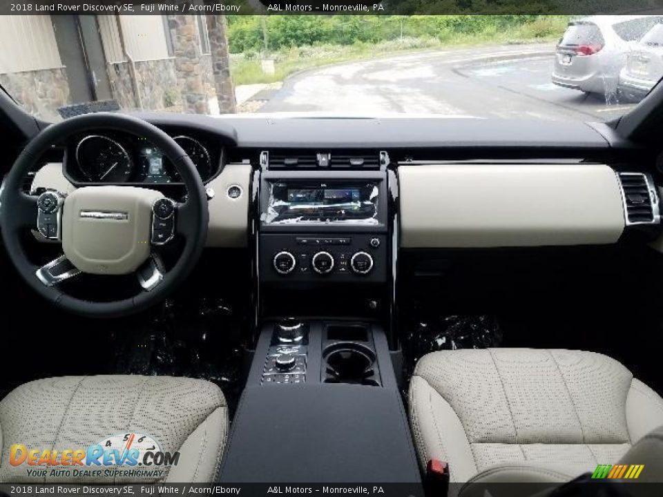 2018 Land Rover Discovery SE Fuji White / Acorn/Ebony Photo #4