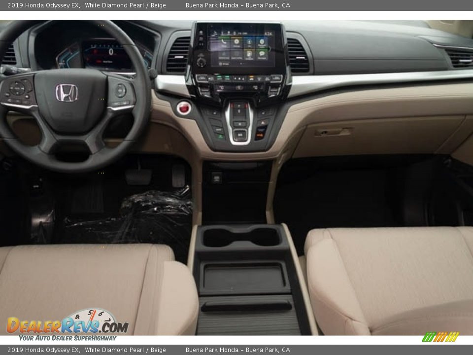 Dashboard of 2019 Honda Odyssey EX Photo #18