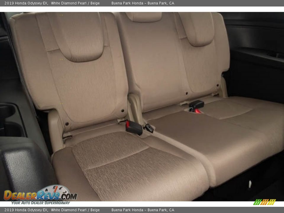 2019 Honda Odyssey EX White Diamond Pearl / Beige Photo #28