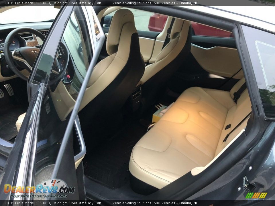 Rear Seat of 2016 Tesla Model S P100D Photo #5