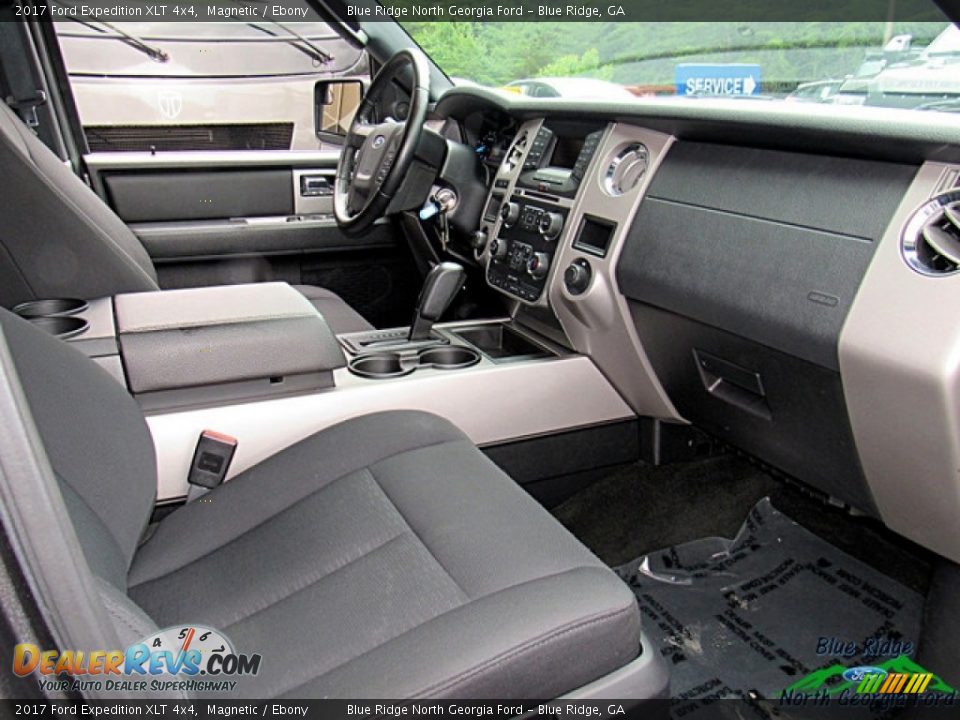2017 Ford Expedition XLT 4x4 Magnetic / Ebony Photo #30