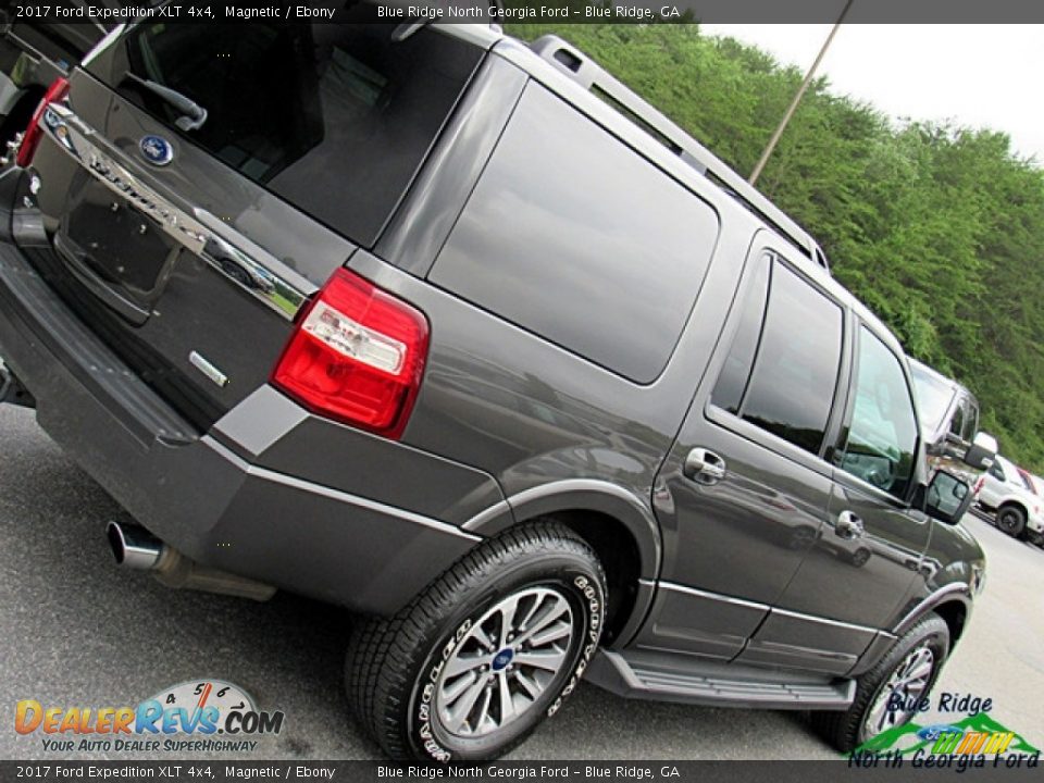 2017 Ford Expedition XLT 4x4 Magnetic / Ebony Photo #34