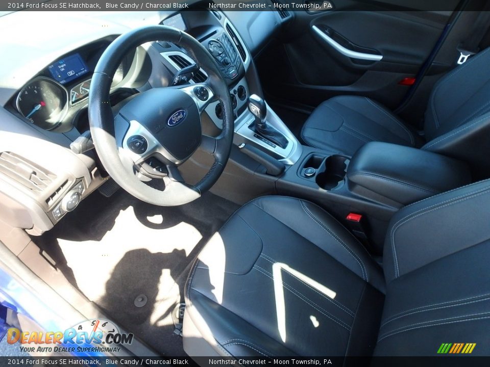 2014 Ford Focus SE Hatchback Blue Candy / Charcoal Black Photo #25