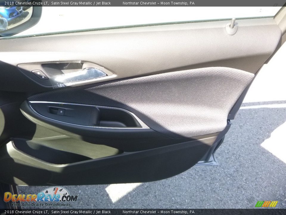 2018 Chevrolet Cruze LT Satin Steel Gray Metallic / Jet Black Photo #12