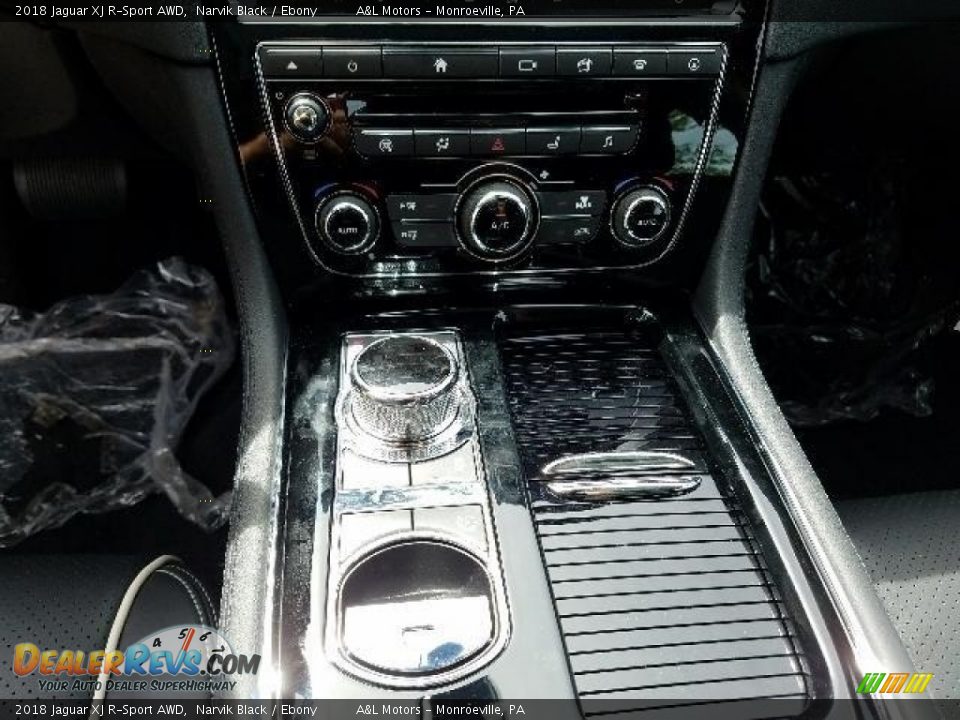 2018 Jaguar XJ R-Sport AWD Narvik Black / Ebony Photo #14