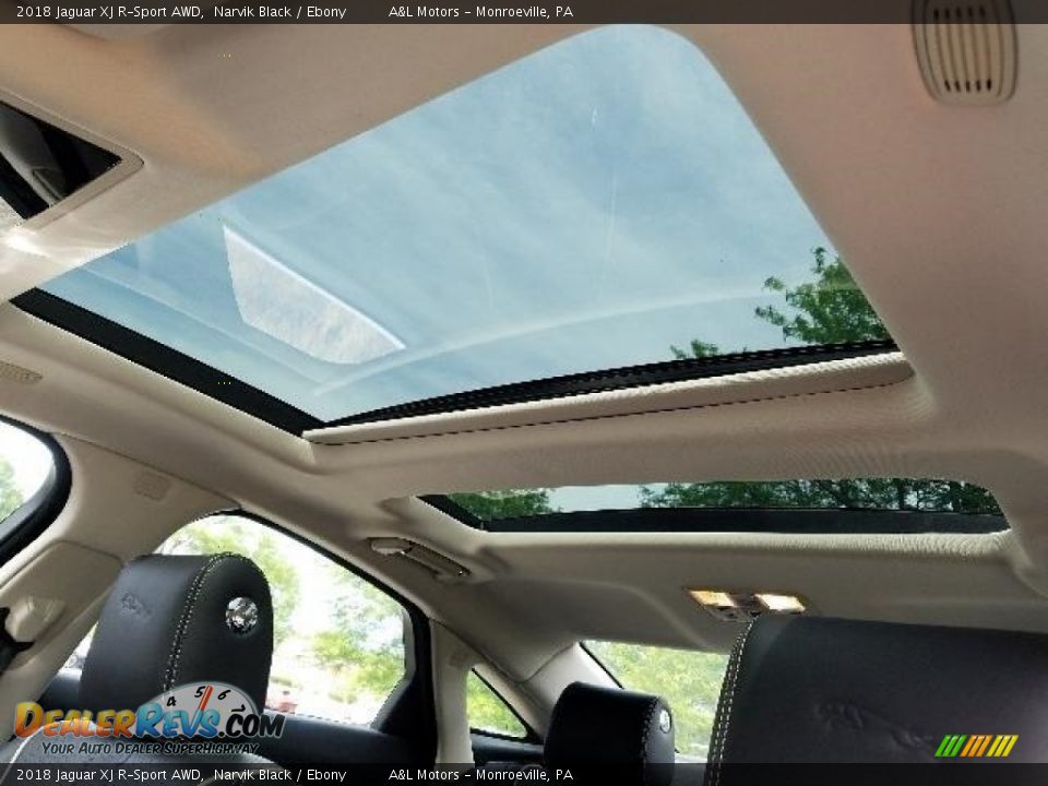 2018 Jaguar XJ R-Sport AWD Narvik Black / Ebony Photo #18