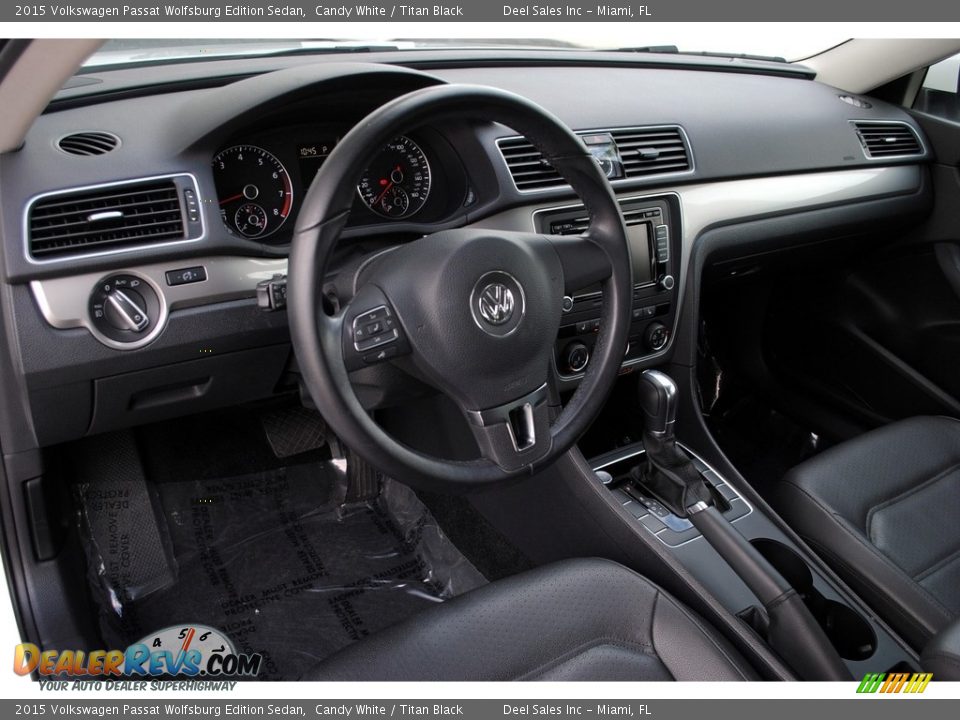 2015 Volkswagen Passat Wolfsburg Edition Sedan Candy White / Titan Black Photo #16