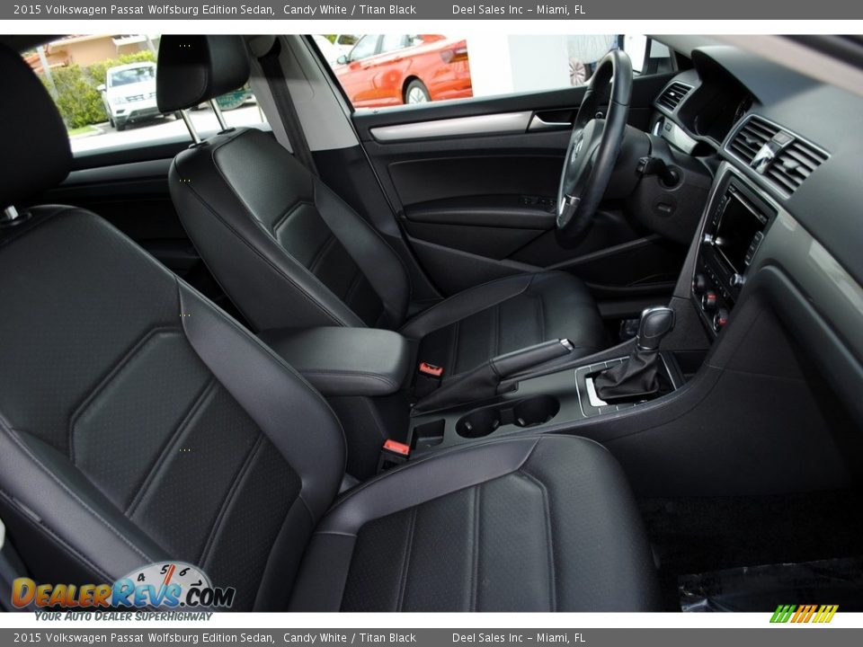 2015 Volkswagen Passat Wolfsburg Edition Sedan Candy White / Titan Black Photo #19