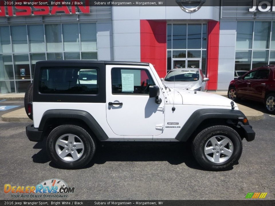 2016 Jeep Wrangler Sport Bright White / Black Photo #3