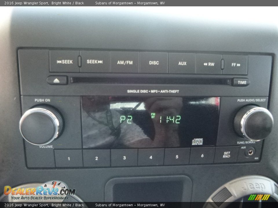 2016 Jeep Wrangler Sport Bright White / Black Photo #18
