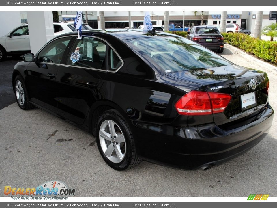 2015 Volkswagen Passat Wolfsburg Edition Sedan Black / Titan Black Photo #4