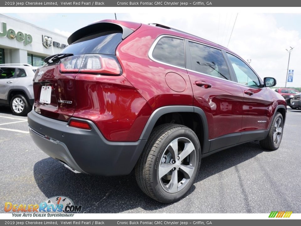 2019 Jeep Cherokee Limited Velvet Red Pearl / Black Photo #12