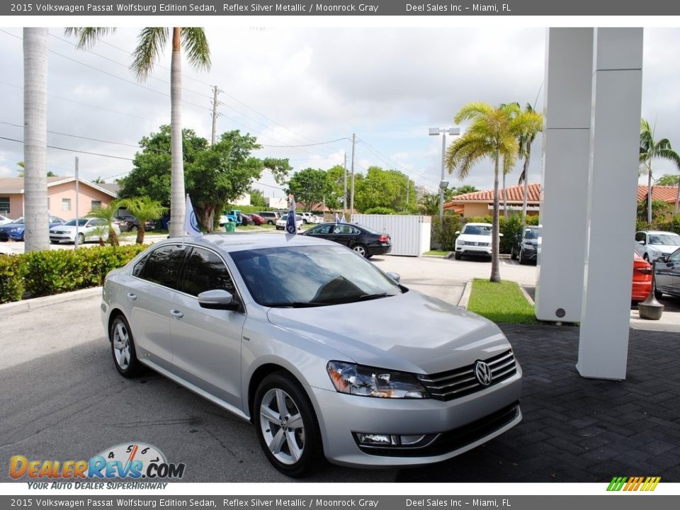 2015 Volkswagen Passat Wolfsburg Edition Sedan Reflex Silver Metallic / Moonrock Gray Photo #1