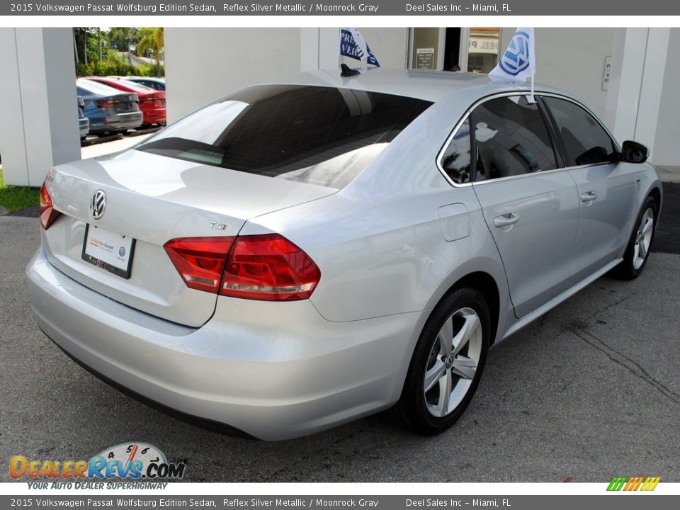 2015 Volkswagen Passat Wolfsburg Edition Sedan Reflex Silver Metallic / Moonrock Gray Photo #9