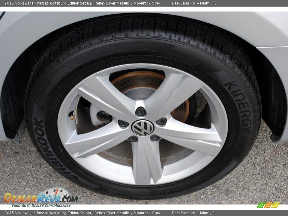 2015 Volkswagen Passat Wolfsburg Edition Sedan Reflex Silver Metallic / Moonrock Gray Photo #11