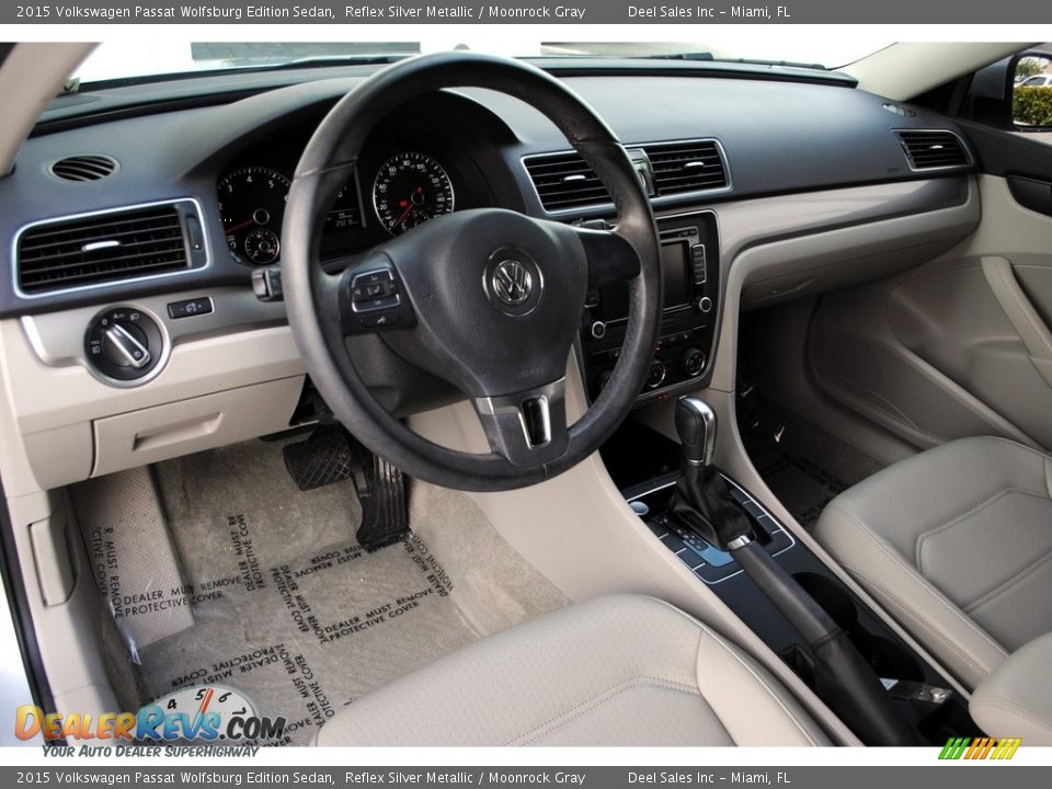 2015 Volkswagen Passat Wolfsburg Edition Sedan Reflex Silver Metallic / Moonrock Gray Photo #16