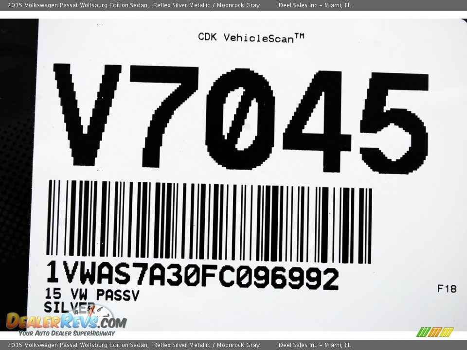 2015 Volkswagen Passat Wolfsburg Edition Sedan Reflex Silver Metallic / Moonrock Gray Photo #20