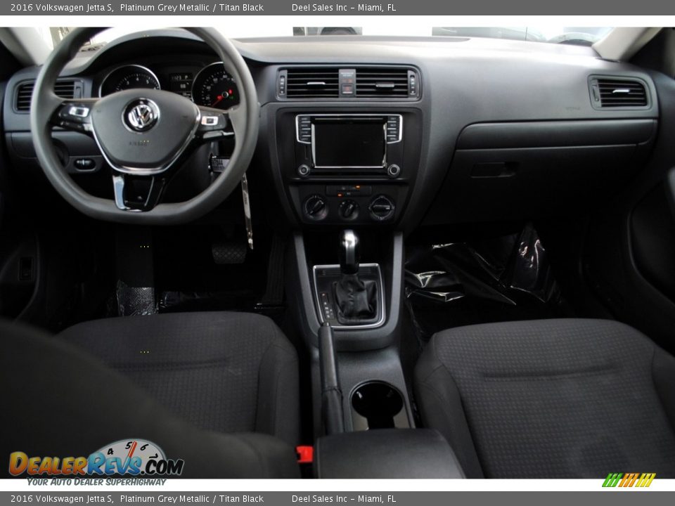2016 Volkswagen Jetta S Platinum Grey Metallic / Titan Black Photo #13