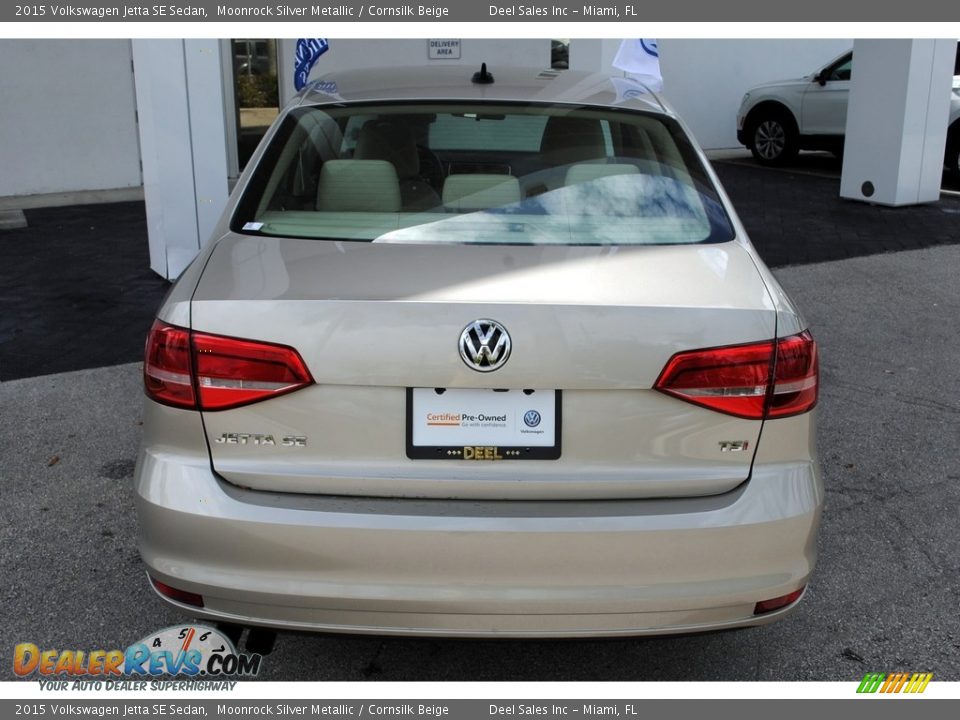 2015 Volkswagen Jetta SE Sedan Moonrock Silver Metallic / Cornsilk Beige Photo #8