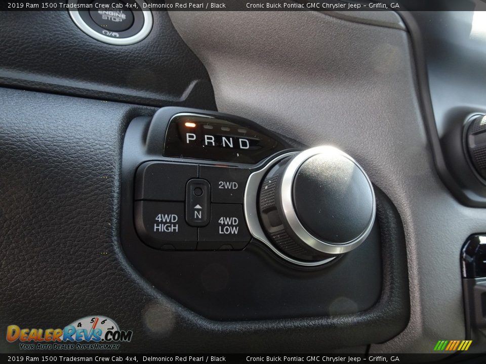 2019 Ram 1500 Tradesman Crew Cab 4x4 Delmonico Red Pearl / Black Photo #7