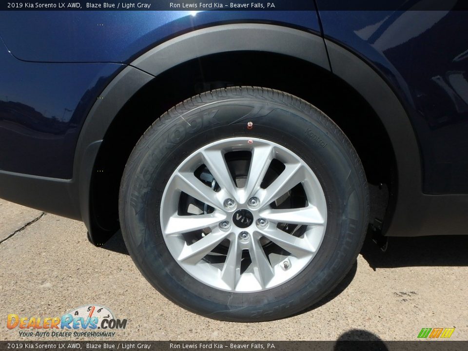 2019 Kia Sorento LX AWD Blaze Blue / Light Gray Photo #2