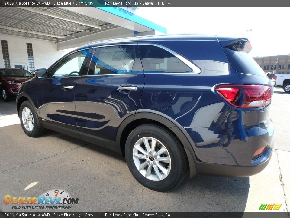 2019 Kia Sorento LX AWD Blaze Blue / Light Gray Photo #6