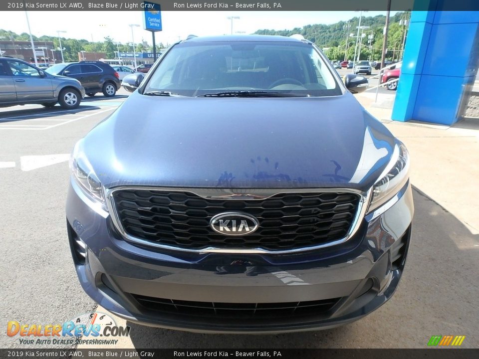 2019 Kia Sorento LX AWD Blaze Blue / Light Gray Photo #9