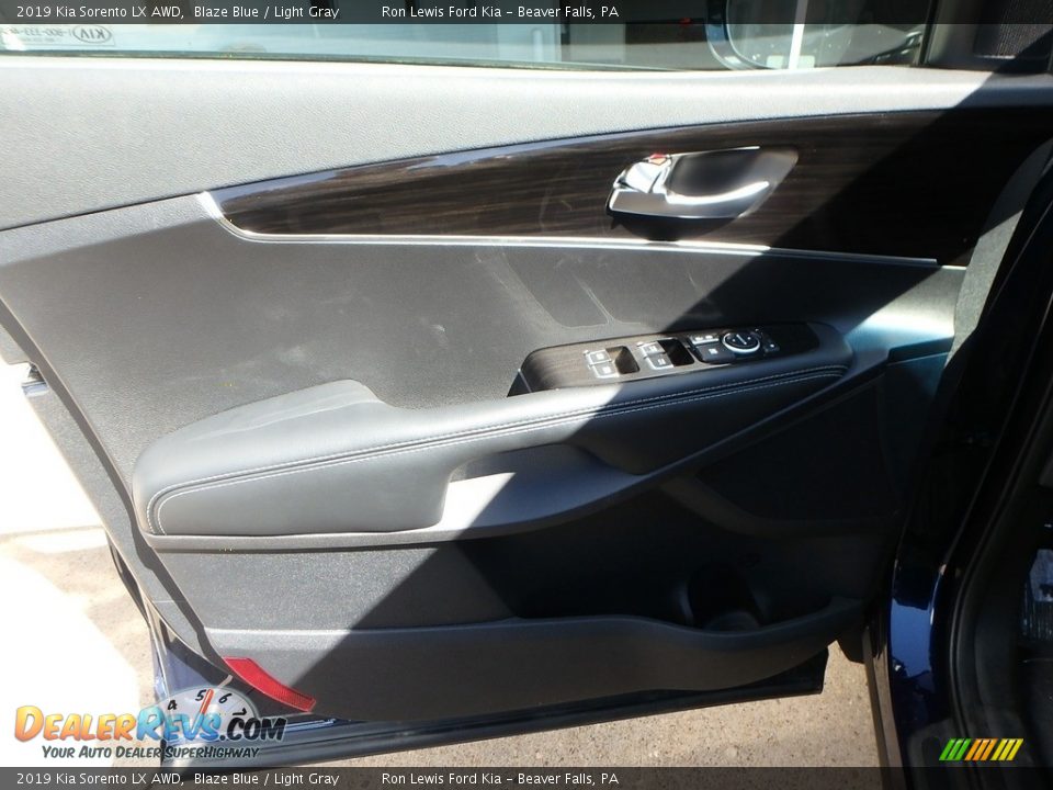 2019 Kia Sorento LX AWD Blaze Blue / Light Gray Photo #14