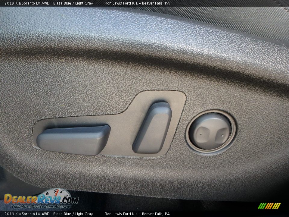 2019 Kia Sorento LX AWD Blaze Blue / Light Gray Photo #15