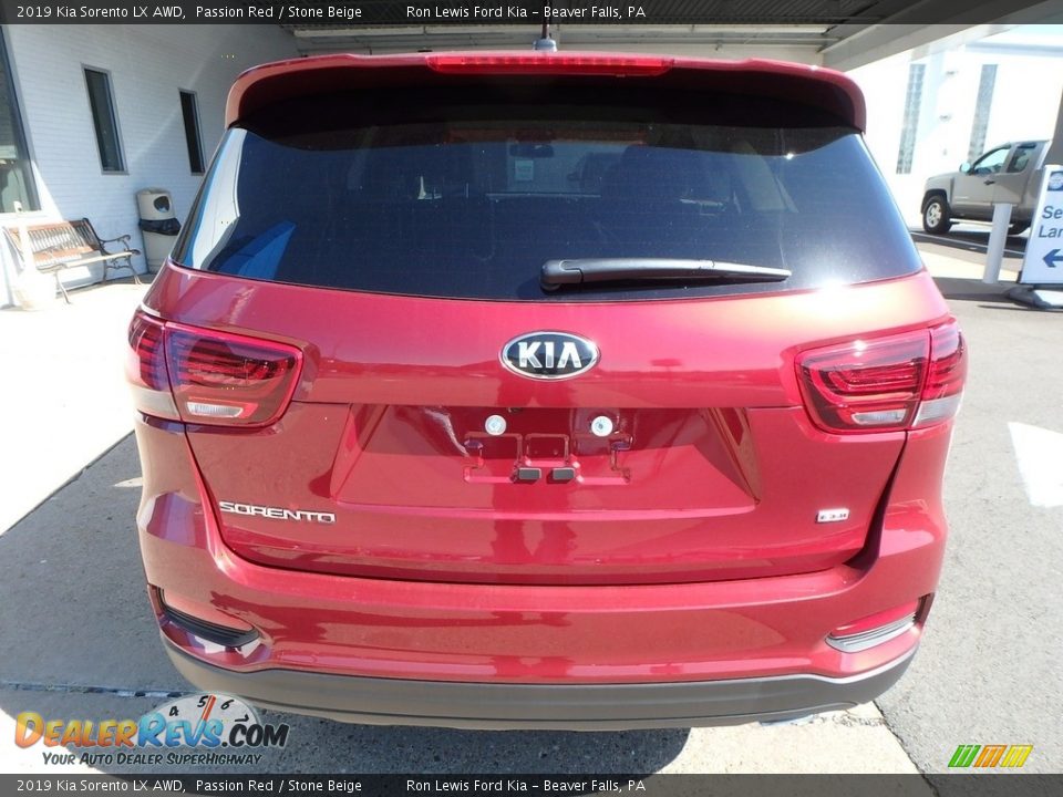 2019 Kia Sorento LX AWD Passion Red / Stone Beige Photo #4
