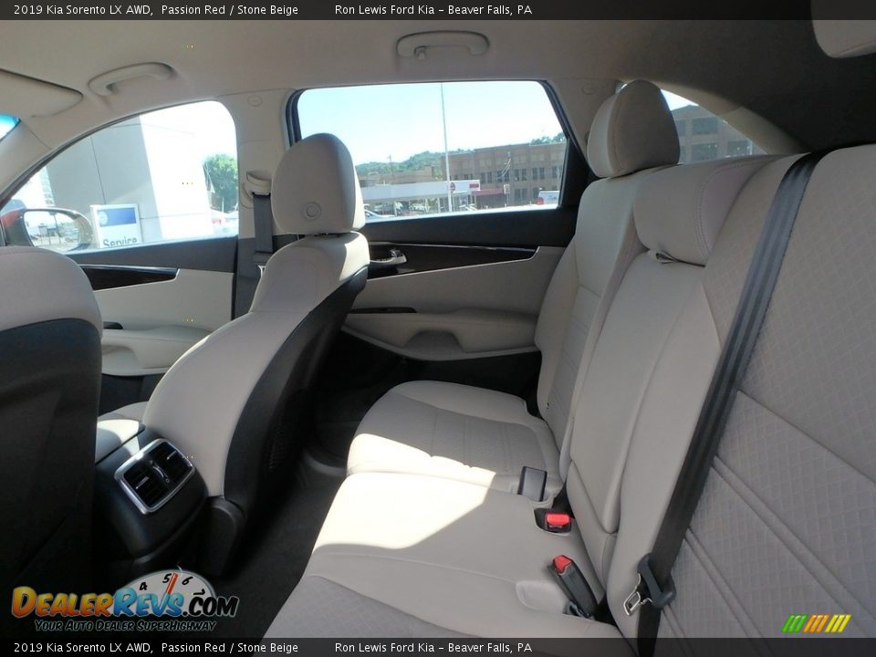 2019 Kia Sorento LX AWD Passion Red / Stone Beige Photo #12