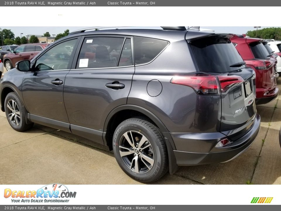 2018 Toyota RAV4 XLE Magnetic Gray Metallic / Ash Photo #2