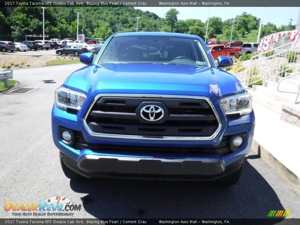 2017 Toyota Tacoma SR5 Double Cab 4x4 Blazing Blue Pearl / Cement Gray Photo #5