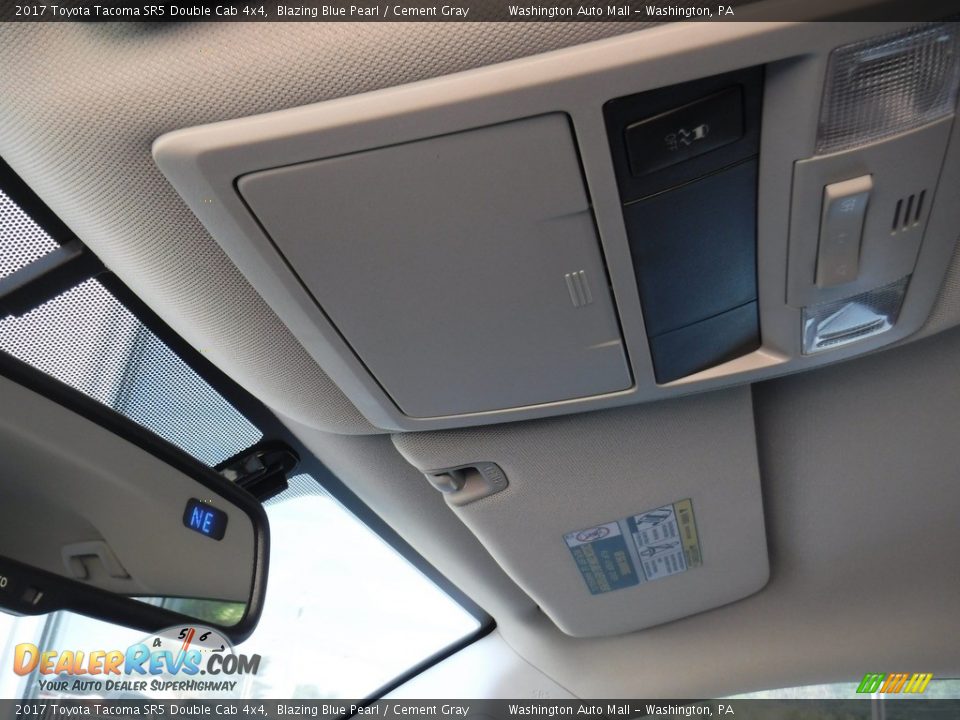 2017 Toyota Tacoma SR5 Double Cab 4x4 Blazing Blue Pearl / Cement Gray Photo #26