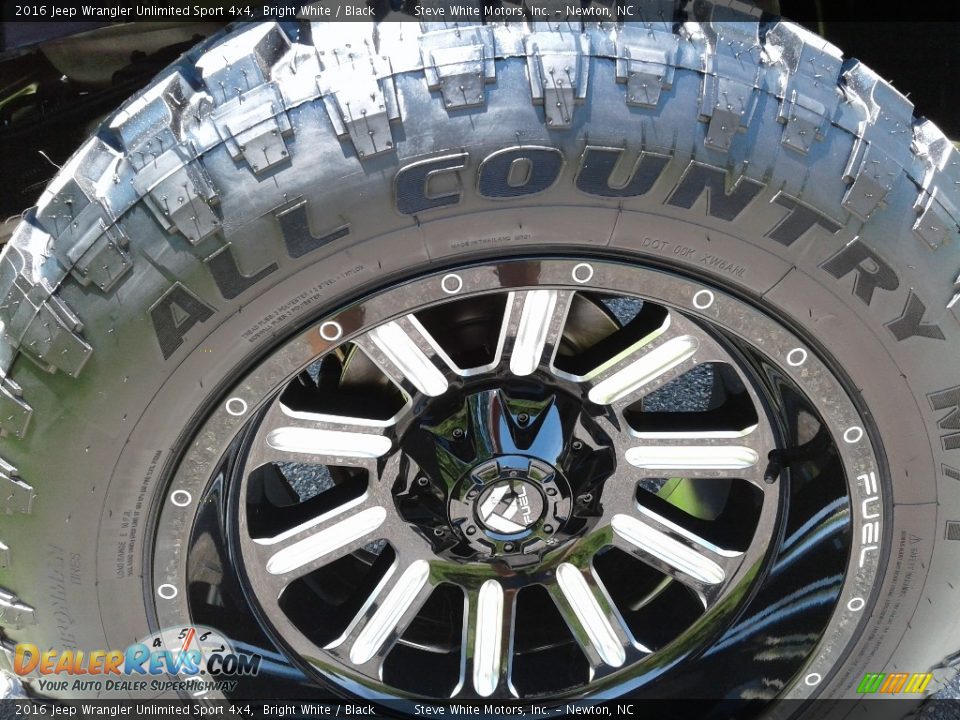 2016 Jeep Wrangler Unlimited Sport 4x4 Bright White / Black Photo #29