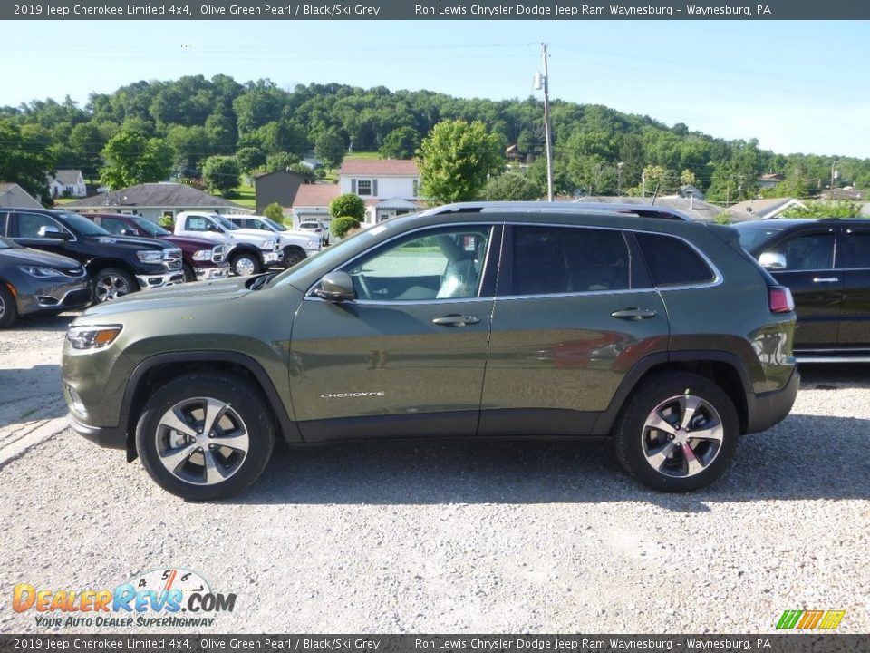 2019 Jeep Cherokee Limited 4x4 Olive Green Pearl / Black/Ski Grey Photo #2