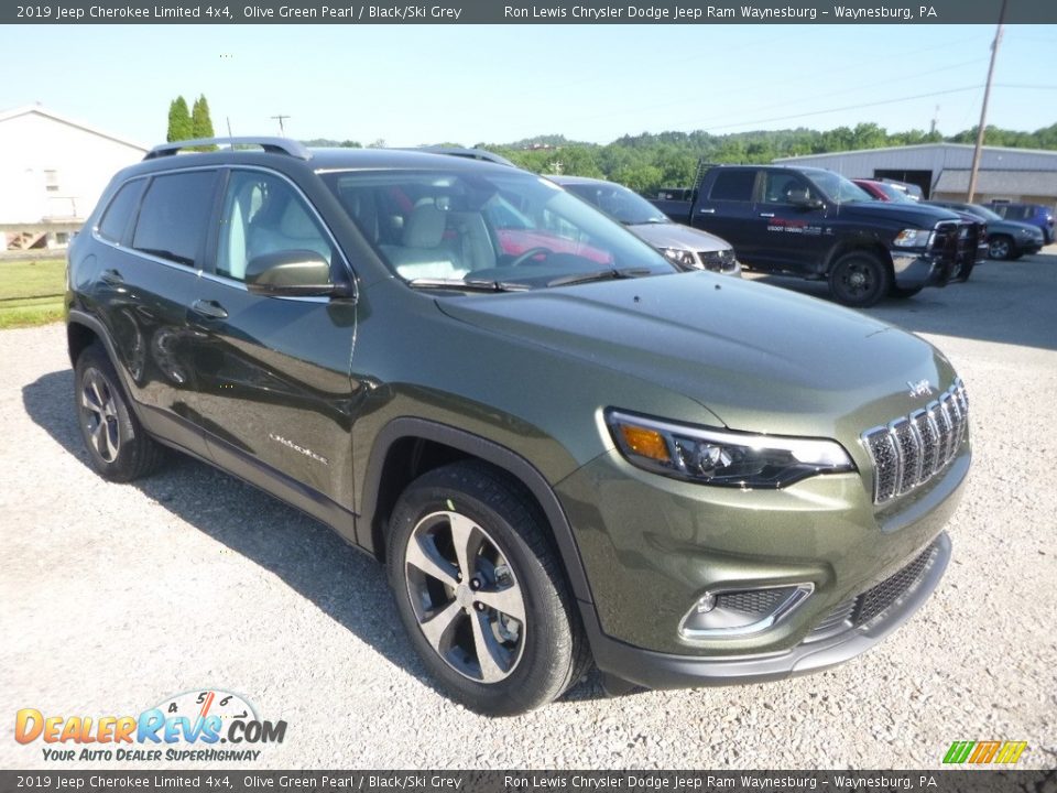 2019 Jeep Cherokee Limited 4x4 Olive Green Pearl / Black/Ski Grey Photo #7