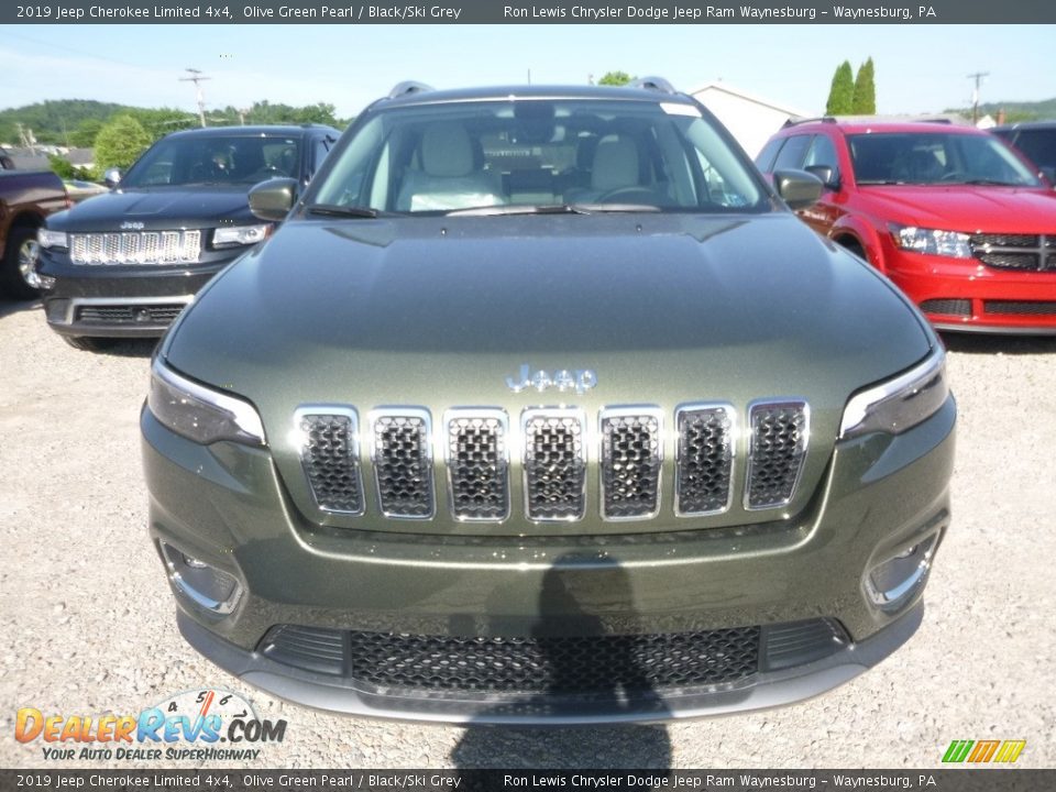 2019 Jeep Cherokee Limited 4x4 Olive Green Pearl / Black/Ski Grey Photo #8