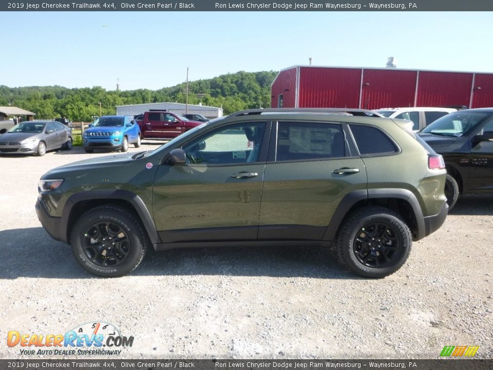 2019 Jeep Cherokee Trailhawk 4x4 Olive Green Pearl / Black Photo #2