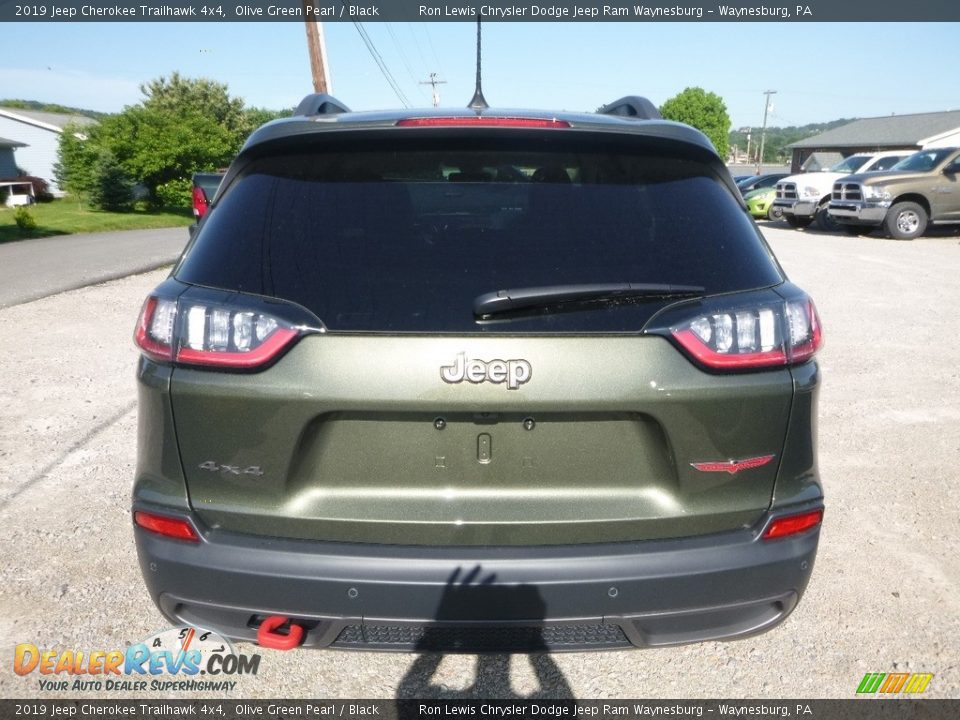 2019 Jeep Cherokee Trailhawk 4x4 Olive Green Pearl / Black Photo #4