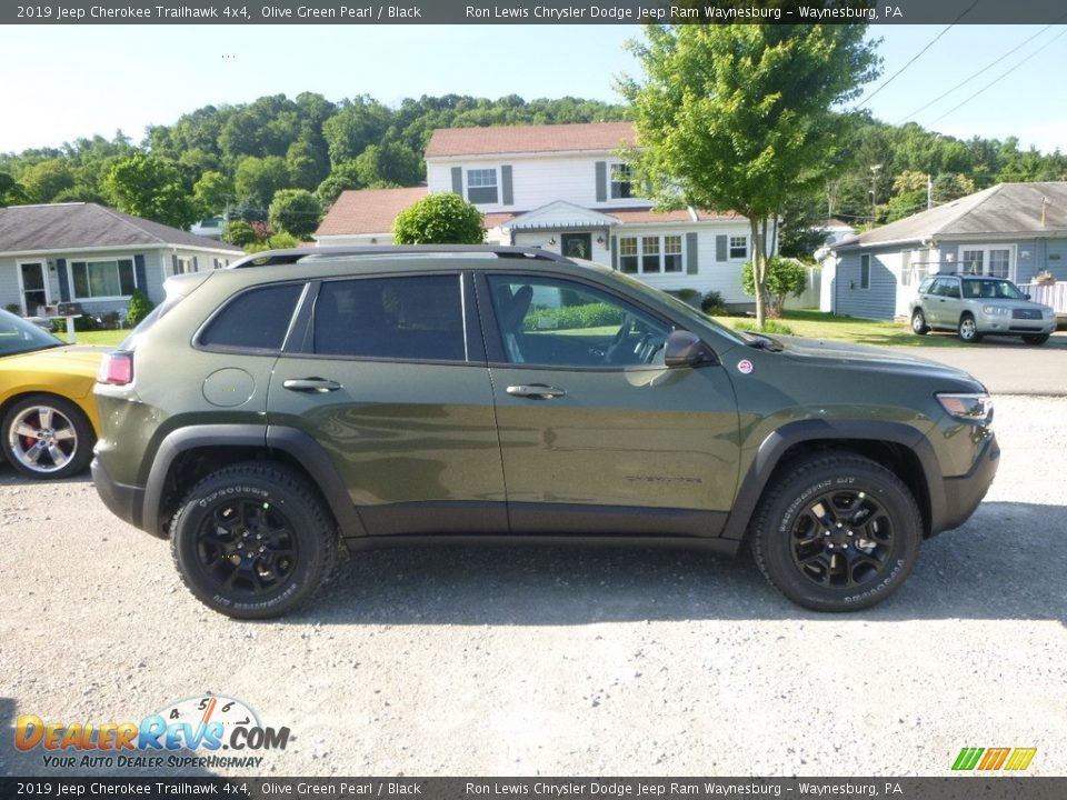 2019 Jeep Cherokee Trailhawk 4x4 Olive Green Pearl / Black Photo #6